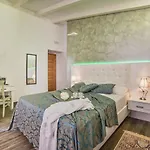 Boutique Natka 4* روفينج