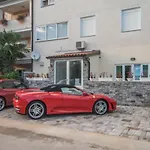 Boutique Natka 4*