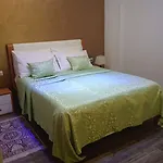 فندق Boutique Natka 4*