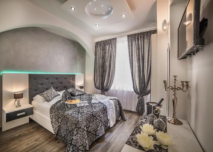 Boutique Natka 4*