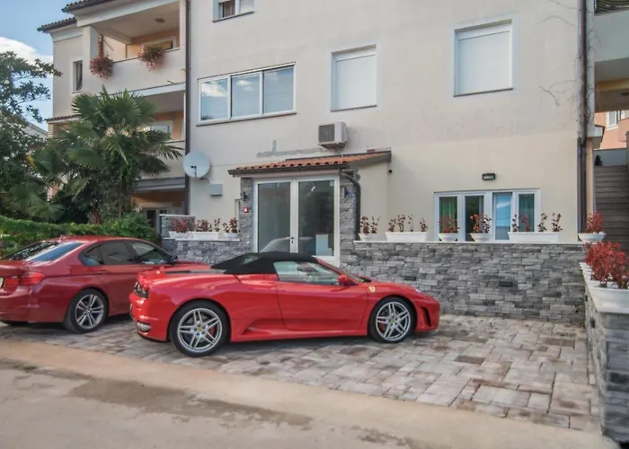 Boutique Natka 4*