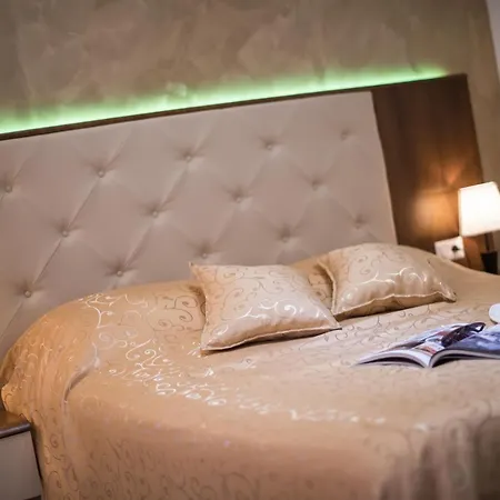 Boutique Natka 4*