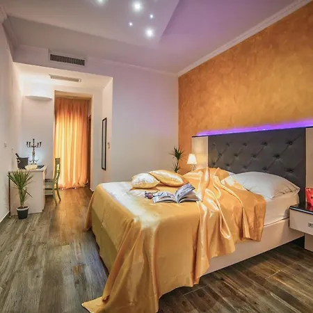 Boutique Natka 4*