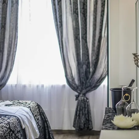 Boutique Natka 4* רוביני