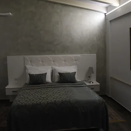 Boutique Natka 酒店 罗维尼