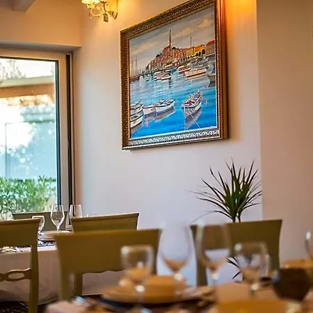 Boutique Natka 4*