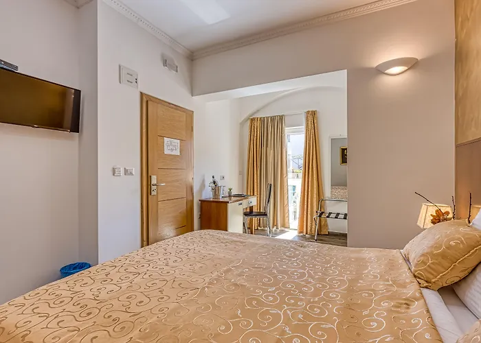 Hotel Boutique Natka 4*