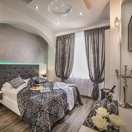 Boutique Natka 4*