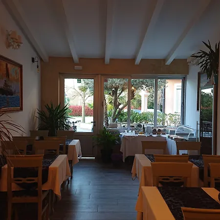 Boutique Natka 4*